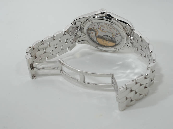 パテックフィリップ パーペチュアルカレンダー Ref.5136/1G-001 ホワイトゴールド シルバー文字盤
