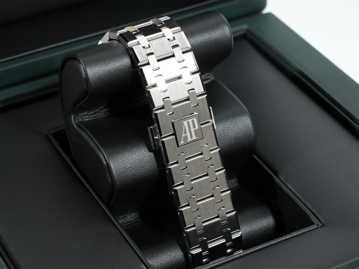 オーデマピゲ ロイヤルオーク クロノグラフ Ref.26240ST.OO.1320ST.05 SS ブルー文字盤 未使用 y2u5ohq4