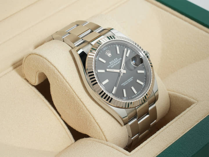 Rolex Datejust 41 Ref.126334 SS/WG Black Dial Oyster Bracelet Good Condition Used nex4w4v6