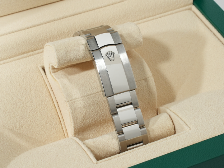 Rolex Datejust 41 Ref.126334 SS/WG Black Dial Oyster Bracelet Good Condition Used nex4w4v6