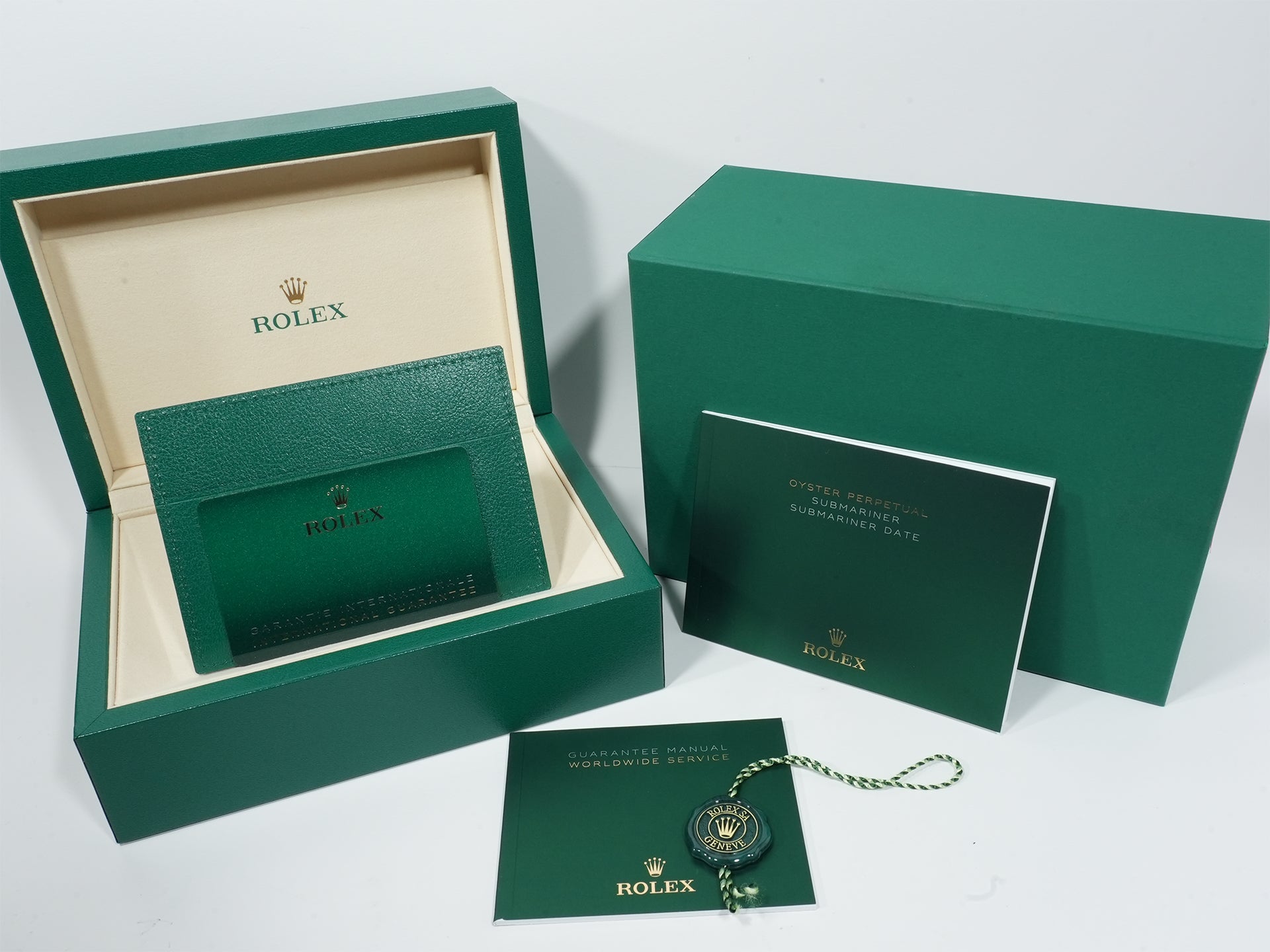 ロレックス サブマリーナー デイト Ref.126610LV ステンレススチール ブラック文字盤