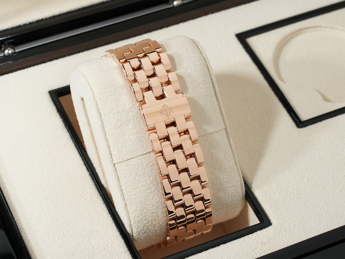 パテックフィリップ パーペチュアルカレンダー クロノグラフ Ref.5270/1R-001 18KRG エボニーブラック ソレイユ文字盤 未使用 s3zw5ecg