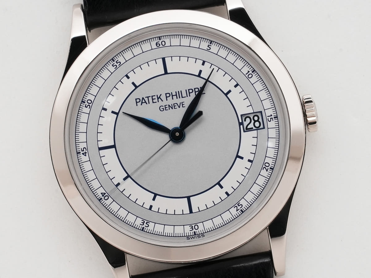 パテックフィリップ カラトラバ Ref.5296G-001 18KWG シルバー文字盤 中古 6b4gkaea