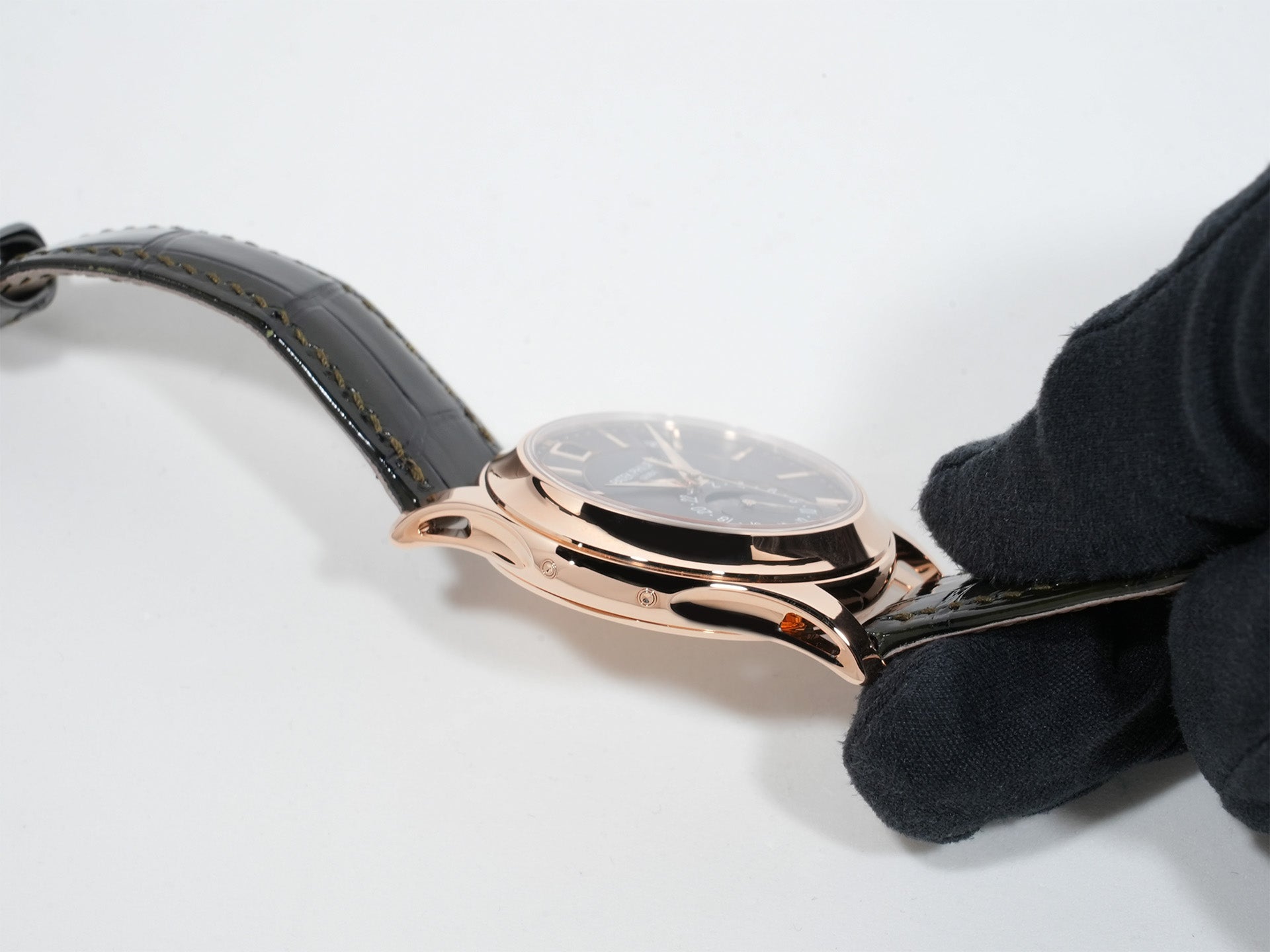 パテックフィリップ アニュアルカレンダー Ref.5205R-011 18KRG オリーブグリーン文字盤 未使用 cuguiqpz