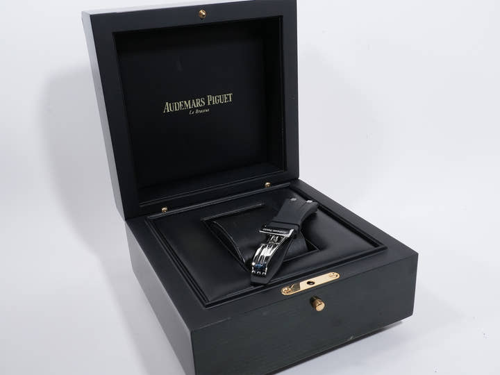 オーデマピゲ ロイヤルオーク クロノグラフ Ref.26320ST.OO.1220ST.02 ステンレススチール シルバー文字盤
