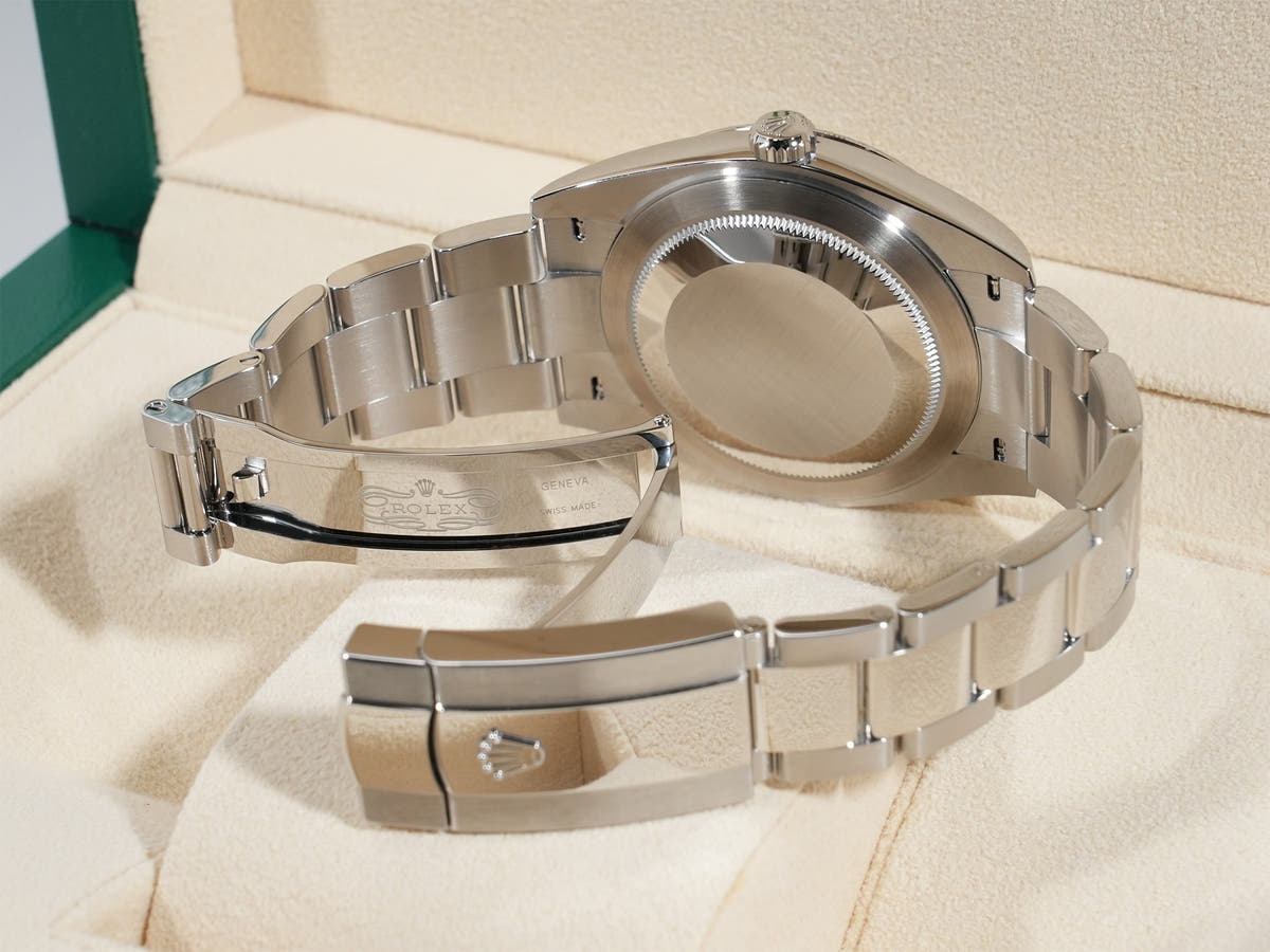 ロレックス デイトジャスト41 Ref.126334 SS/WG スレートローマン文字盤 オイスターブレスレット 未使用 kgijn7hj