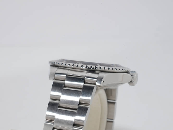 Rolex Submariner No Date Ref.14060 SS Black Dial Used 9j2jfa3t