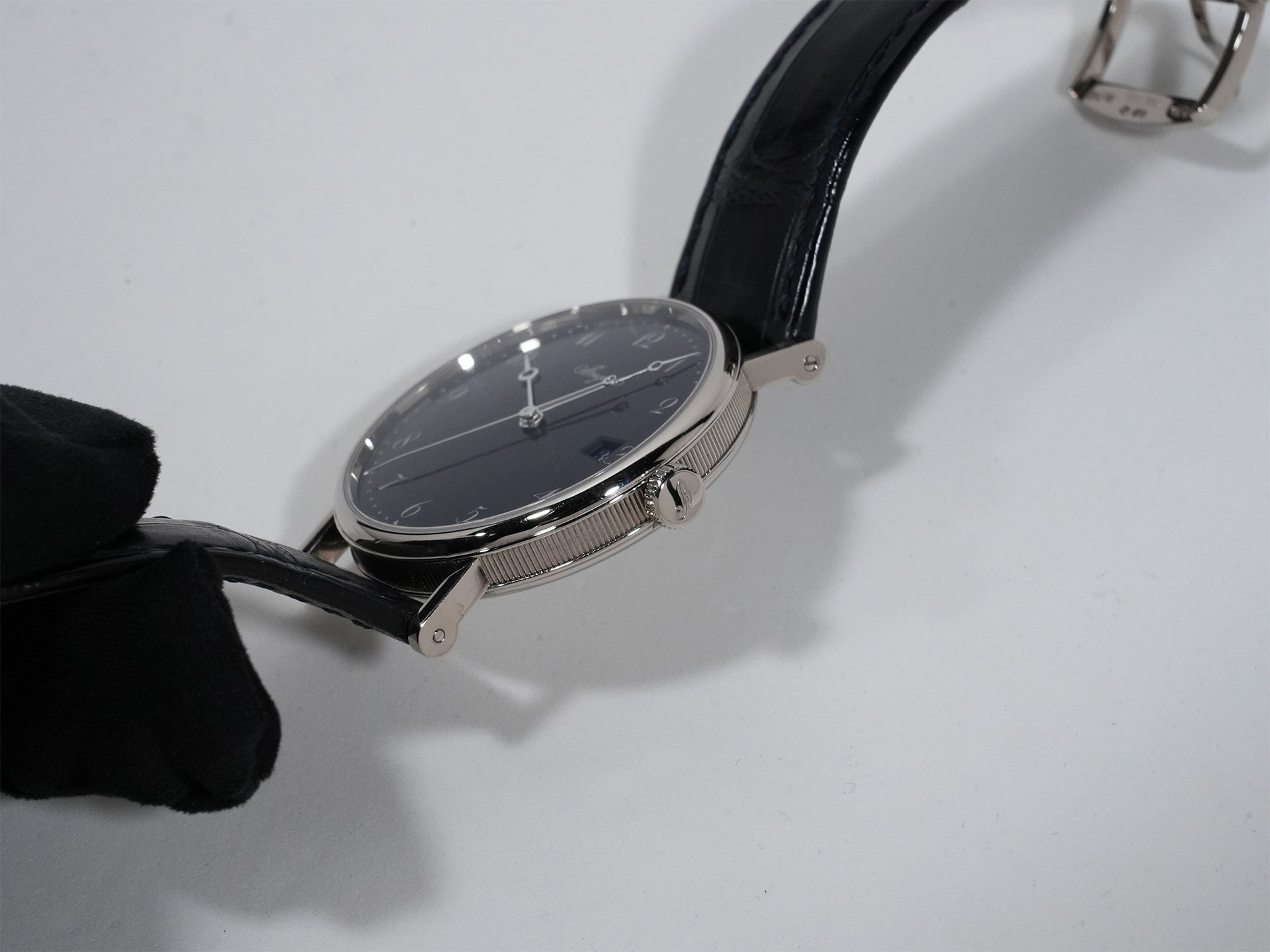 ブレゲ クラシック Ref.5177BB/2Y/9V6 18KWG ブルー文字盤 中古 hdqj2exc