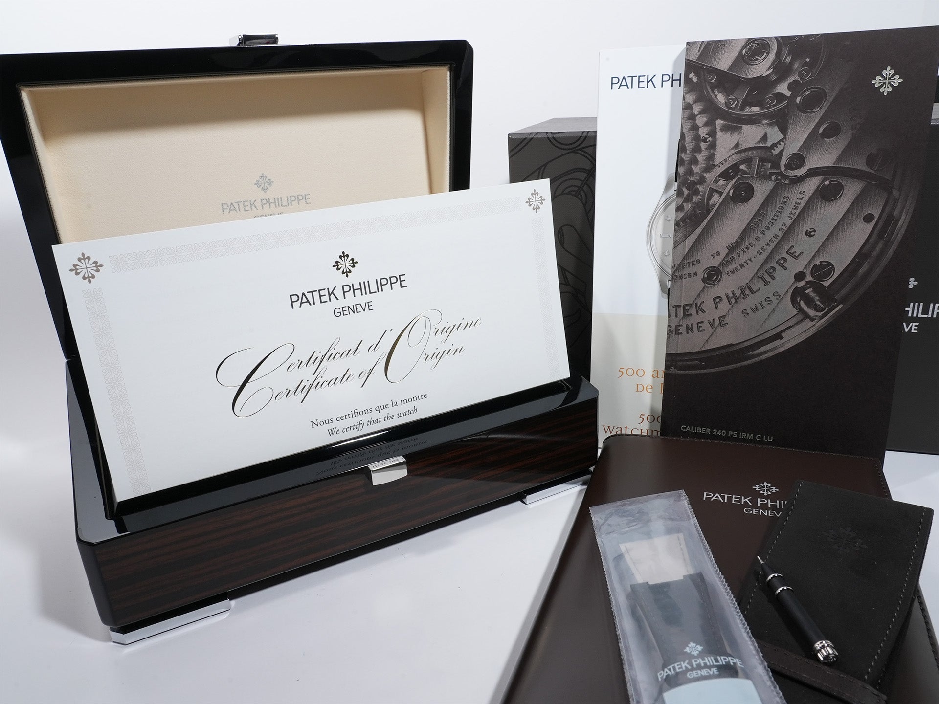 パテックフィリップ ノーチラス プチコンプリケーション Ref.5712G-001 18KWG スレート文字盤 中古 hh8oijty