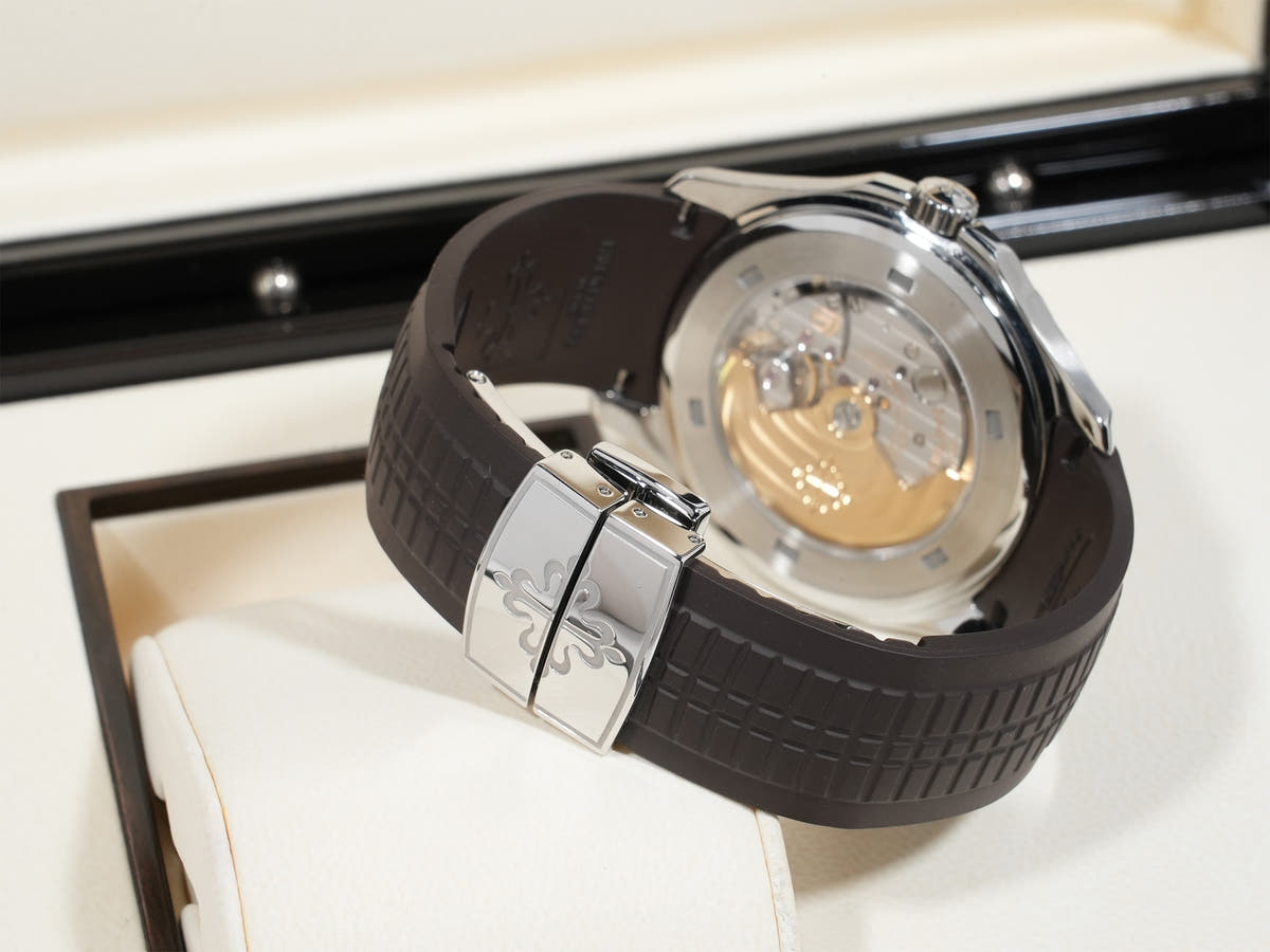 パテックフィリップ アクアノート エクストララージ Ref.5167/1A-001 SS ブラック文字盤 中古 opy5q2df