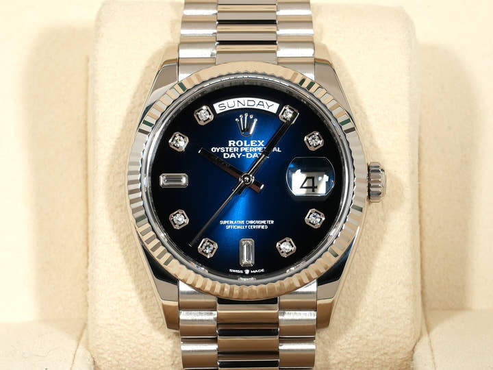 Rolex Day-Date 36 Ref.128239A 18KWG Blue Ombre Dial Good Condition Used f8vviomc