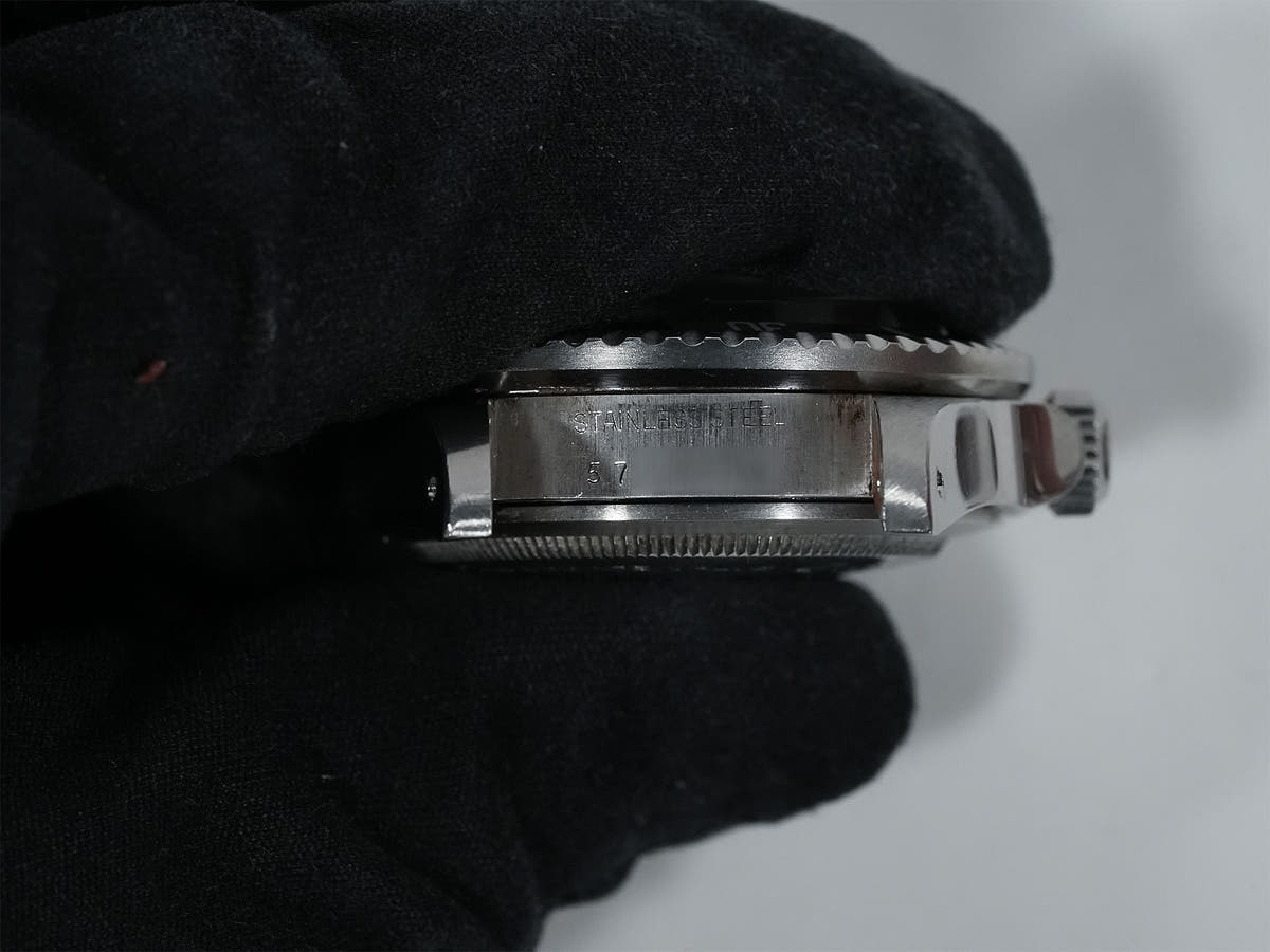 ロレックス シードゥエラー Ref.1665 SS ブラック文字盤 中古 paa9srfj