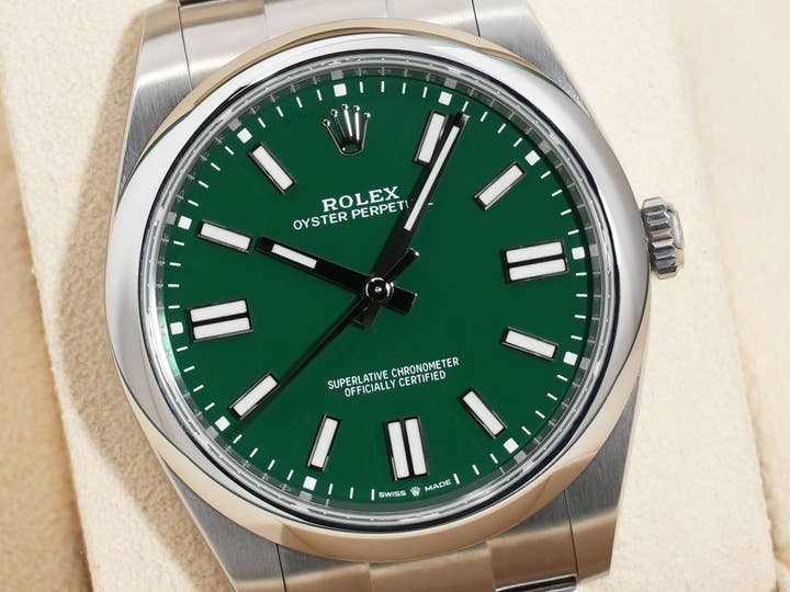 ロレックス オイスターパーペチュアル41 Ref.124300 ステンレススチール グリーン文字盤