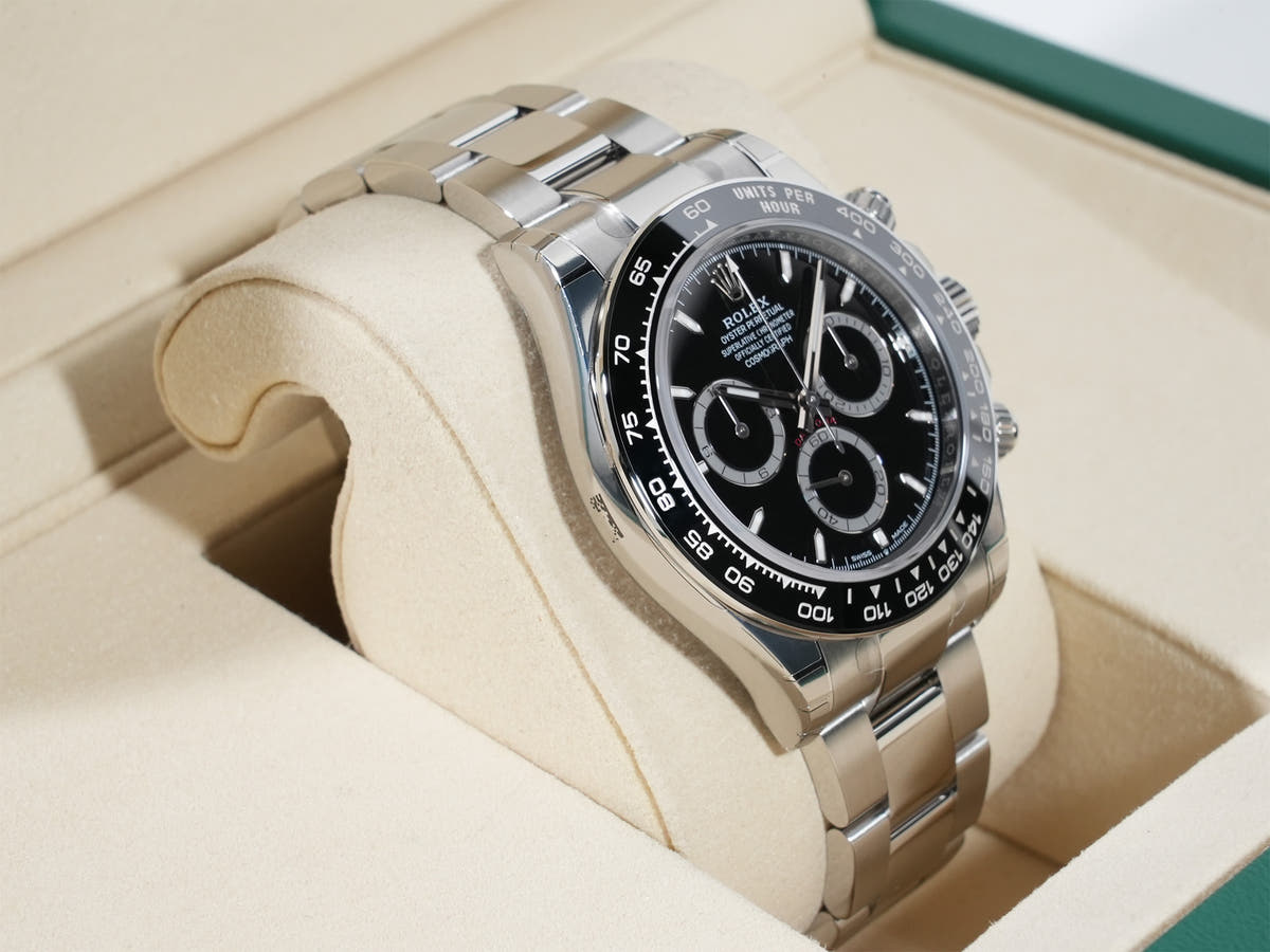 ロレックス デイトナ Ref.126500LN SS ブラック文字盤 未使用 9giuhk9y