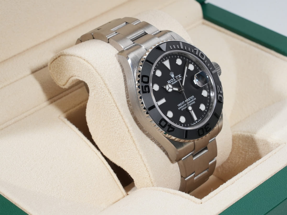 ロレックス ヨットマスター42 Ref.226627 RLX TI ブラック文字盤 未使用 oah2qwc8