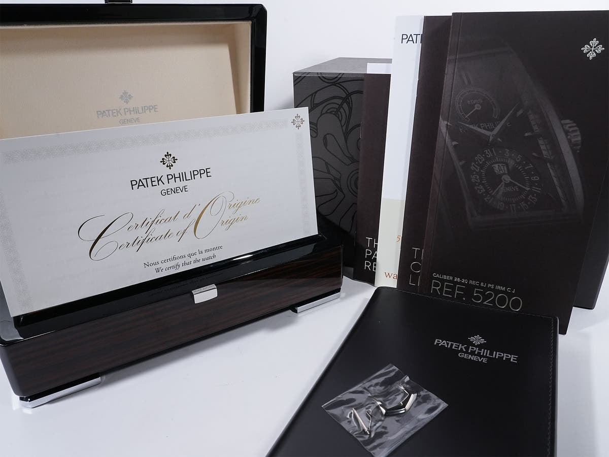 パテックフィリップ ゴンドーロ 8DAYS Ref.5200G-001 18KWG ブルー文字盤 中古 8q84x7bs
