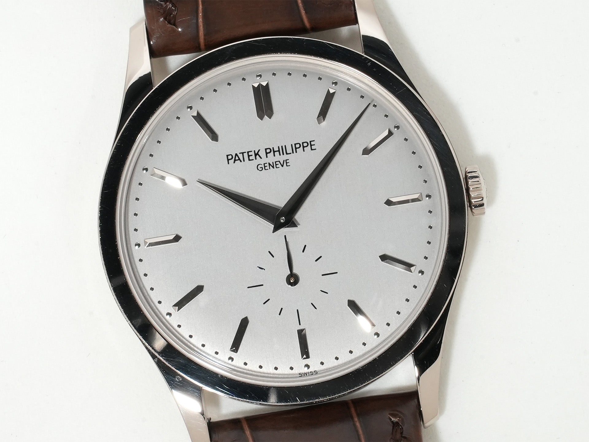 パテックフィリップ カラトラバ Ref.5196G-001 18KWG シルバー文字盤 中古 k32h6w24