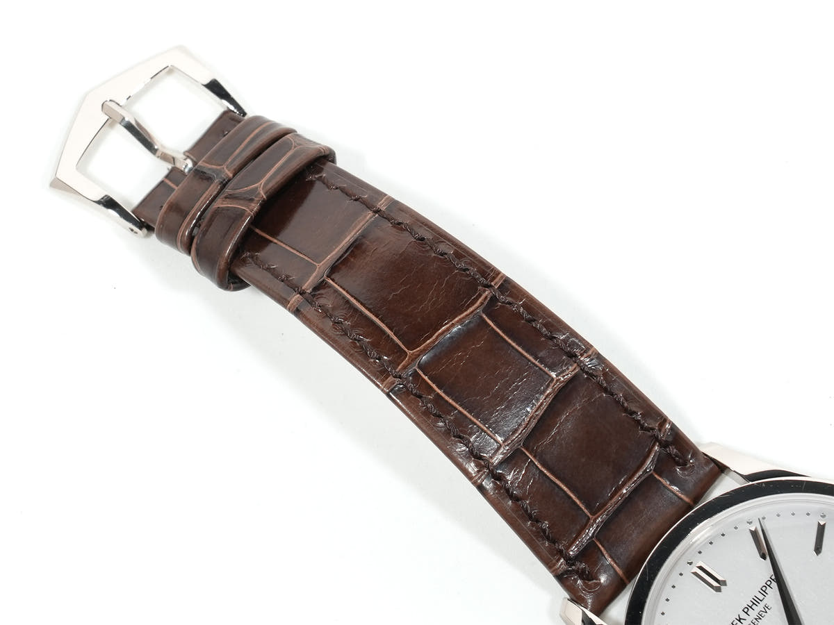 パテックフィリップ カラトラバ Ref.5196G-001 18KWG シルバー文字盤 中古 k32h6w24