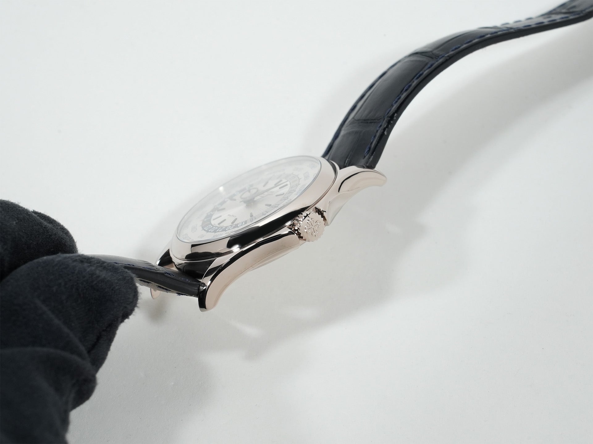パテックフィリップ ワールドタイム TIFFANY&CO. Ref.5130G-001 18KWG シルバー文字盤 美品 frsmnbr3