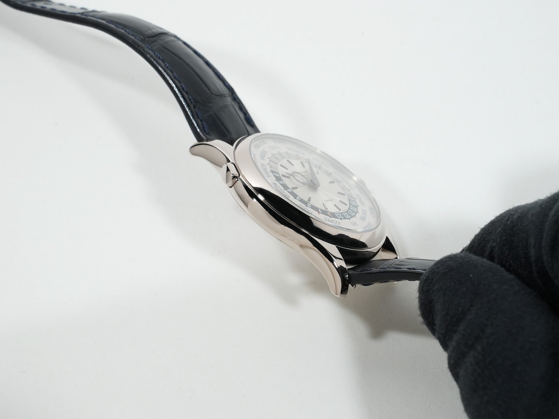 パテックフィリップ ワールドタイム TIFFANY&CO. Ref.5130G-001 18KWG シルバー文字盤 美品 frsmnbr3