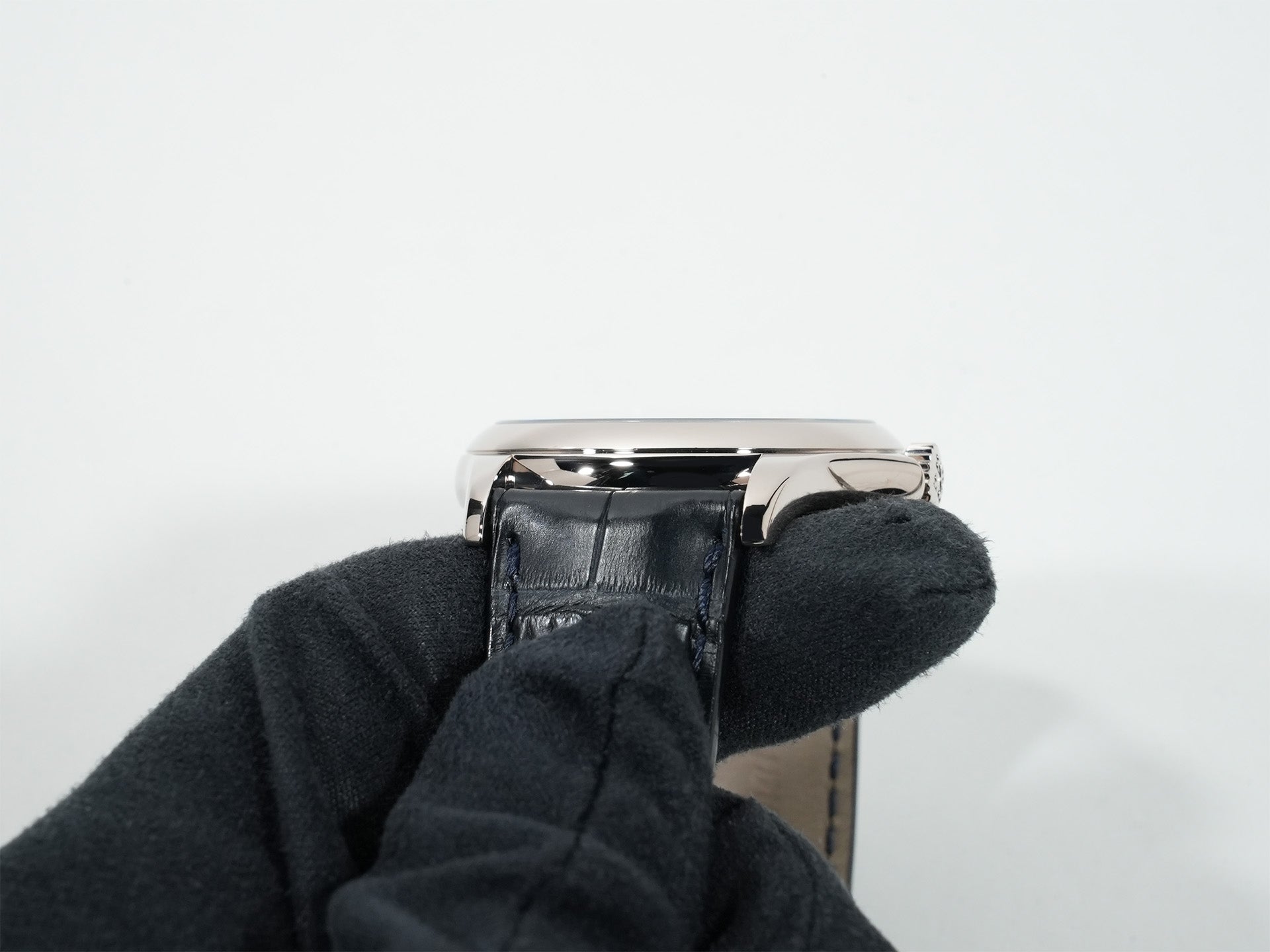 パテックフィリップ ワールドタイム TIFFANY&CO. Ref.5130G-001 18KWG シルバー文字盤 美品 frsmnbr3