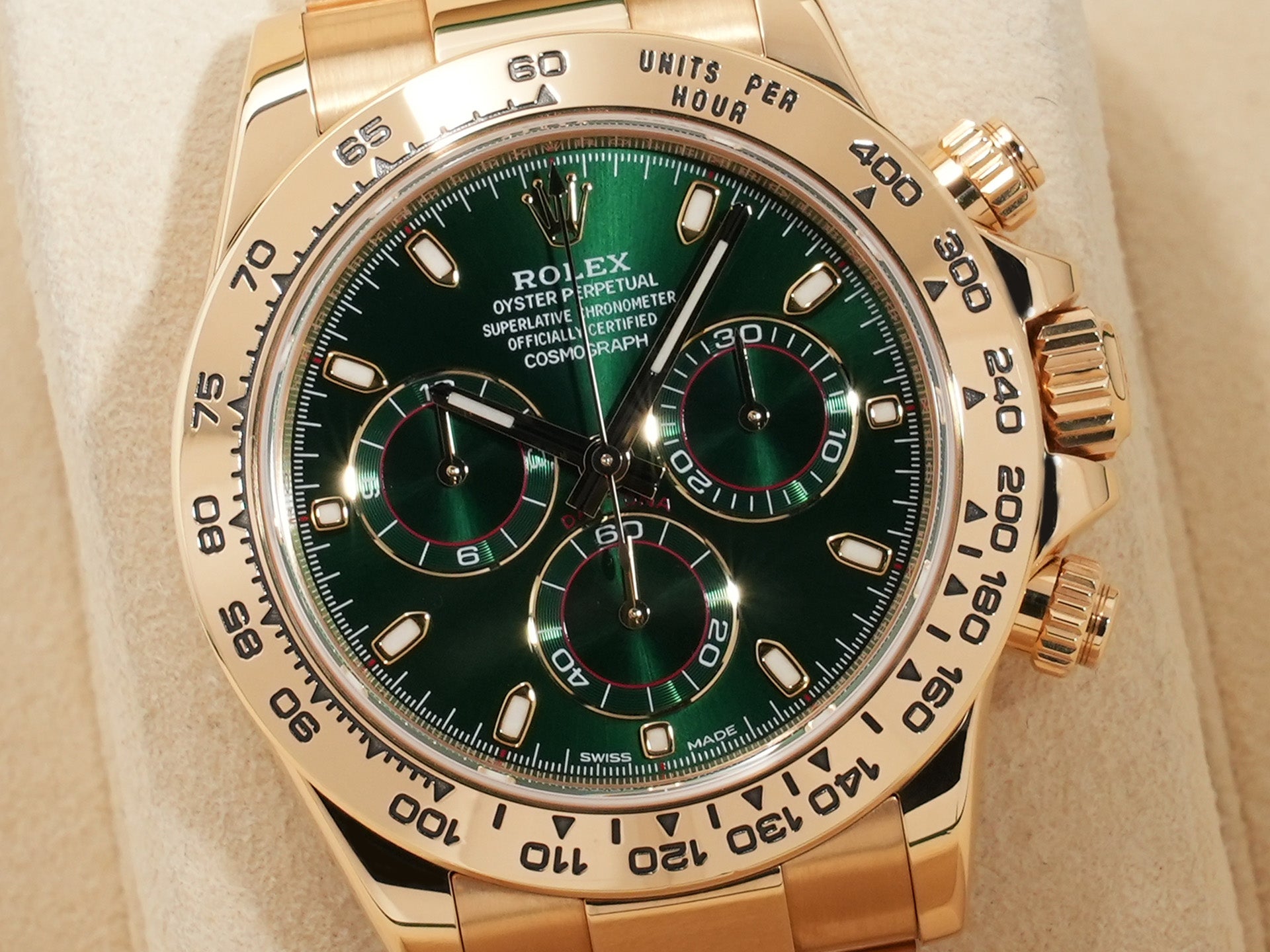 ロレックス デイトナ Ref.116508 18KYG グリーン文字盤 中古 ujb9fbb5