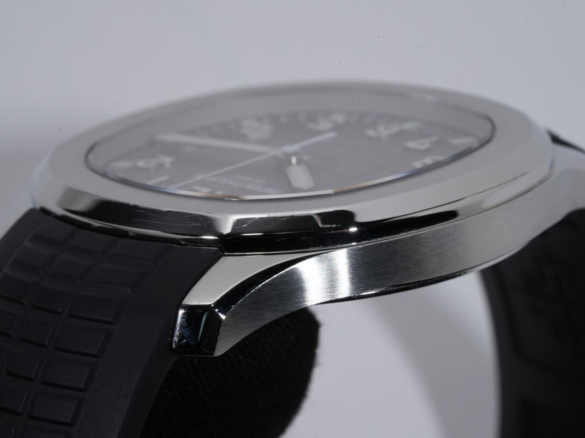 パテックフィリップ アクアノート Ref.5167A-001 SS ブラック文字盤 中古 56m7wrva