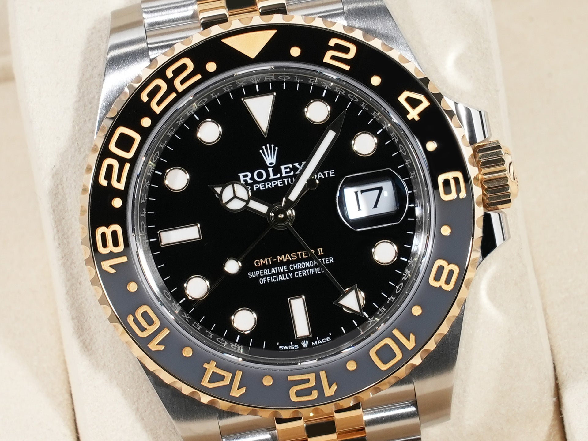 ロレックス GMTマスターII Ref.126713GRNR SS/YG ブラック文字盤 ジュビリーブレスレット 未使用 rq3ijnwt