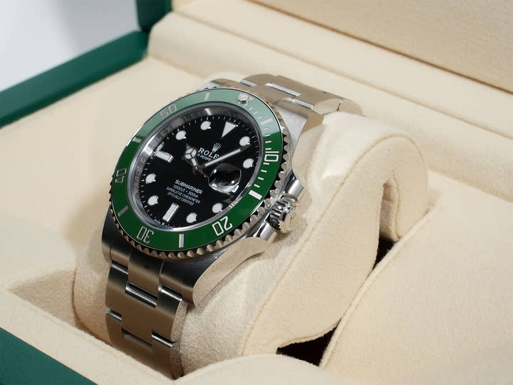 ロレックス サブマリーナー デイト Ref.126610LV ステンレススチール ブラック文字盤