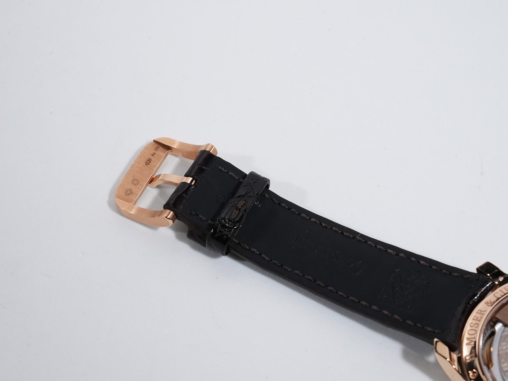 H.モーザー エンデバー センターセコンド オートマティック コンセプト Ref.1200-0409 18K RED GOLD ファンキーブルー文字盤 中古 vwrz9xa2