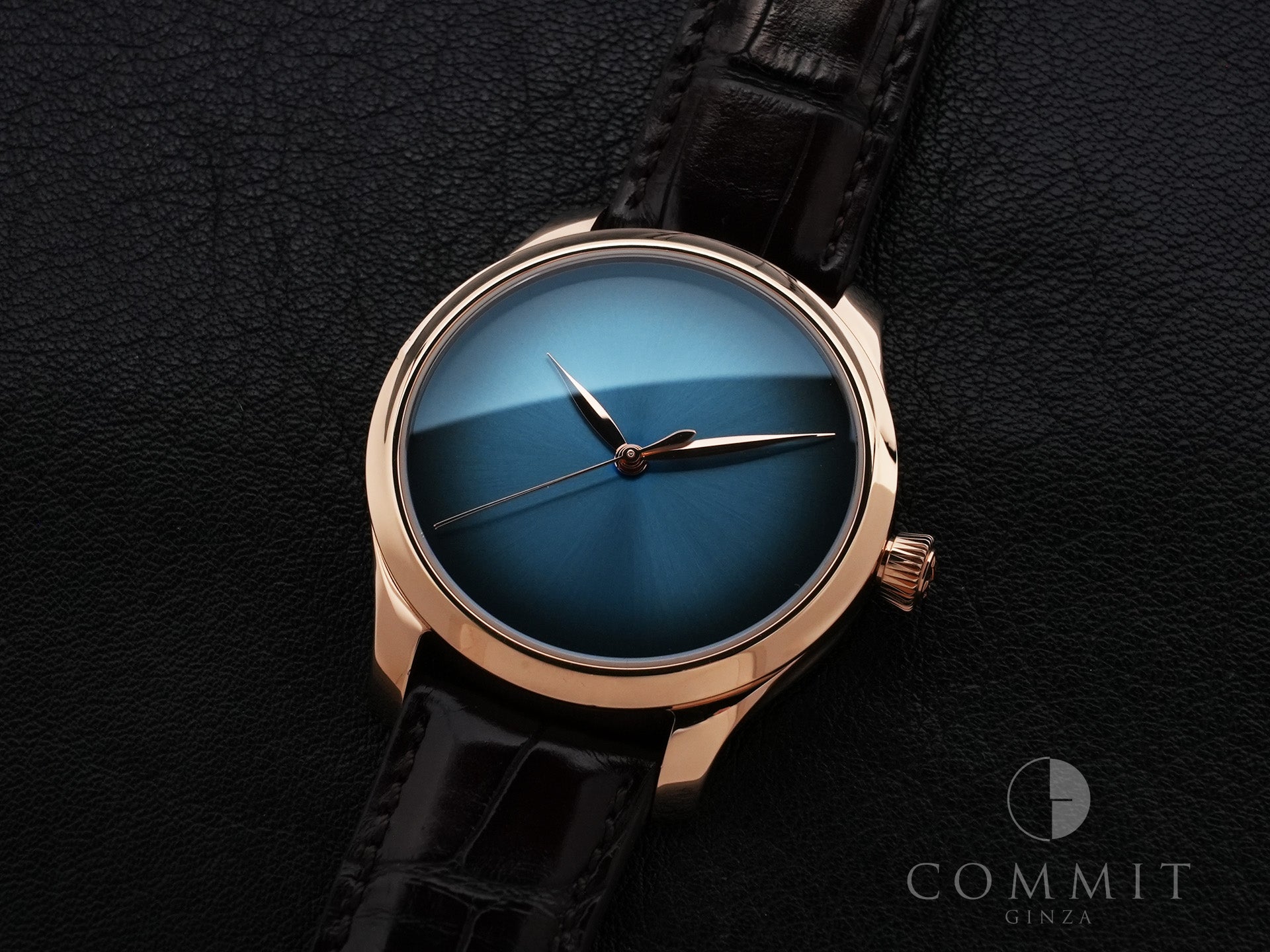 H.モーザー エンデバー センターセコンド オートマティック コンセプト Ref.1200-0409 18K RED GOLD ファンキーブルー文字盤 中古 vwrz9xa2
