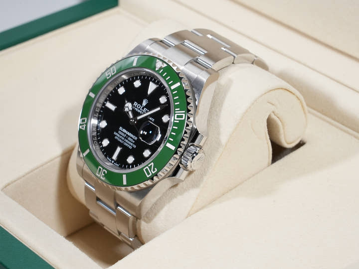 ロレックス サブマリーナー デイト Ref.126610LV ステンレススチール ブラック文字盤