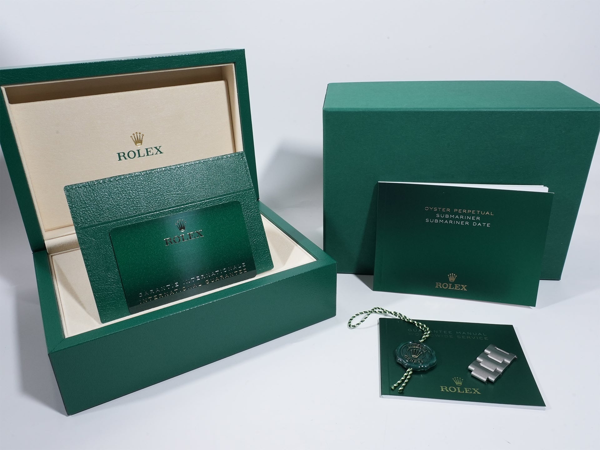 ロレックス サブマリーナー デイト Ref.126610LV ステンレススチール ブラック文字盤