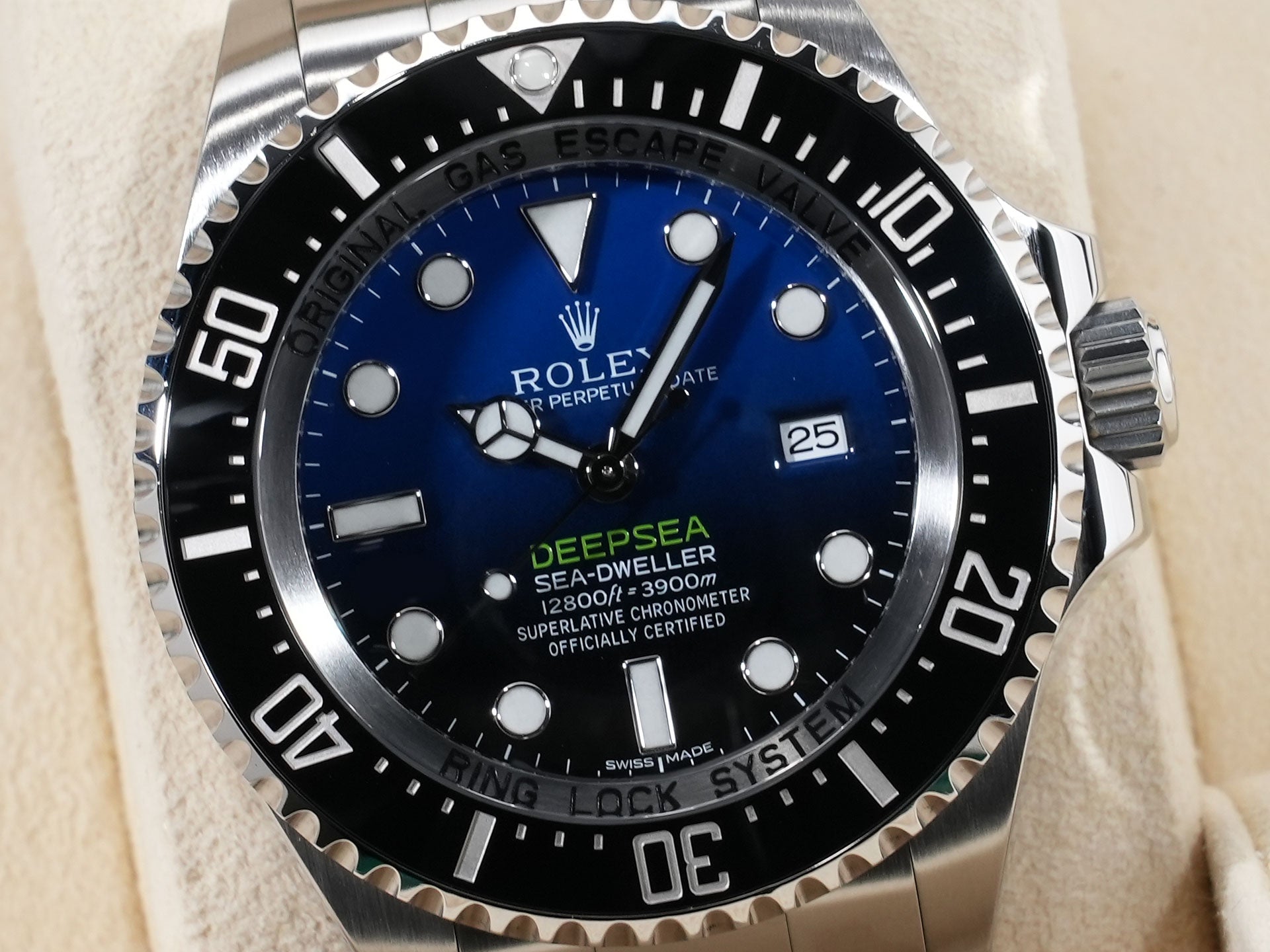ロレックス シードゥエラー ディープシー Ref.116660 SS Dブルー文字盤 美品 6x2ggccp