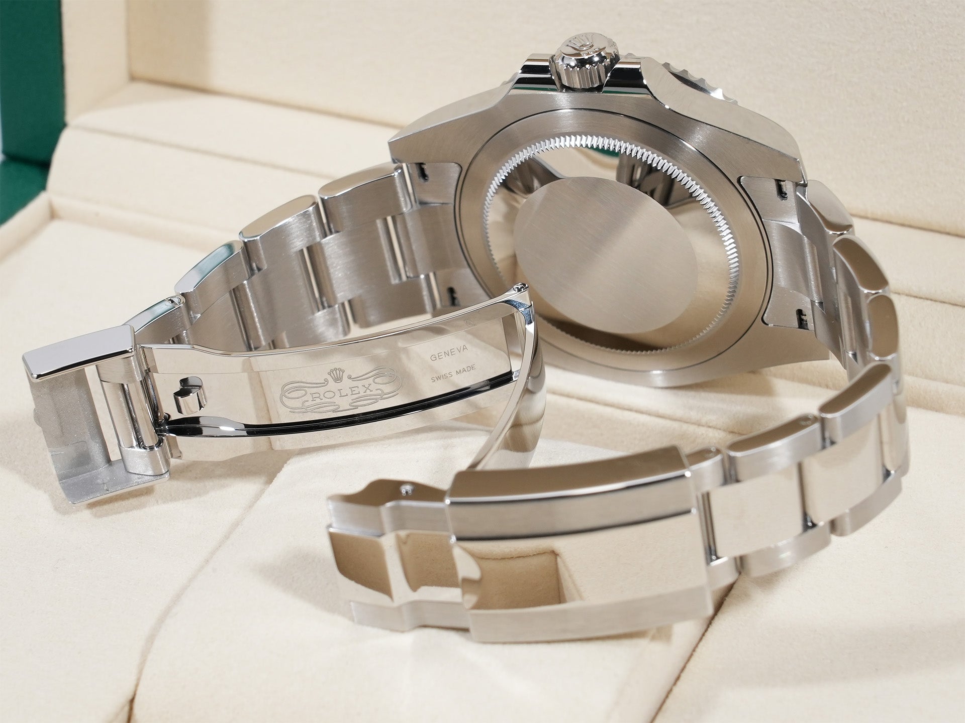 Rolex GMT Master II Ref.126710GRNR SS Black Dial Oyster Bracelet Unused h49jb68f