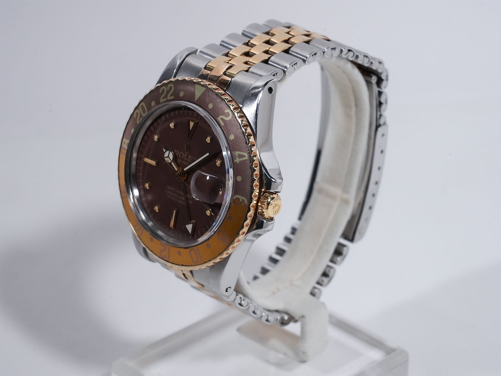 ロレックス GMTマスター Ref.1675/3 SS/YG ブラウン文字盤 ジュビリーブレスレット 中古 gyafmnuv