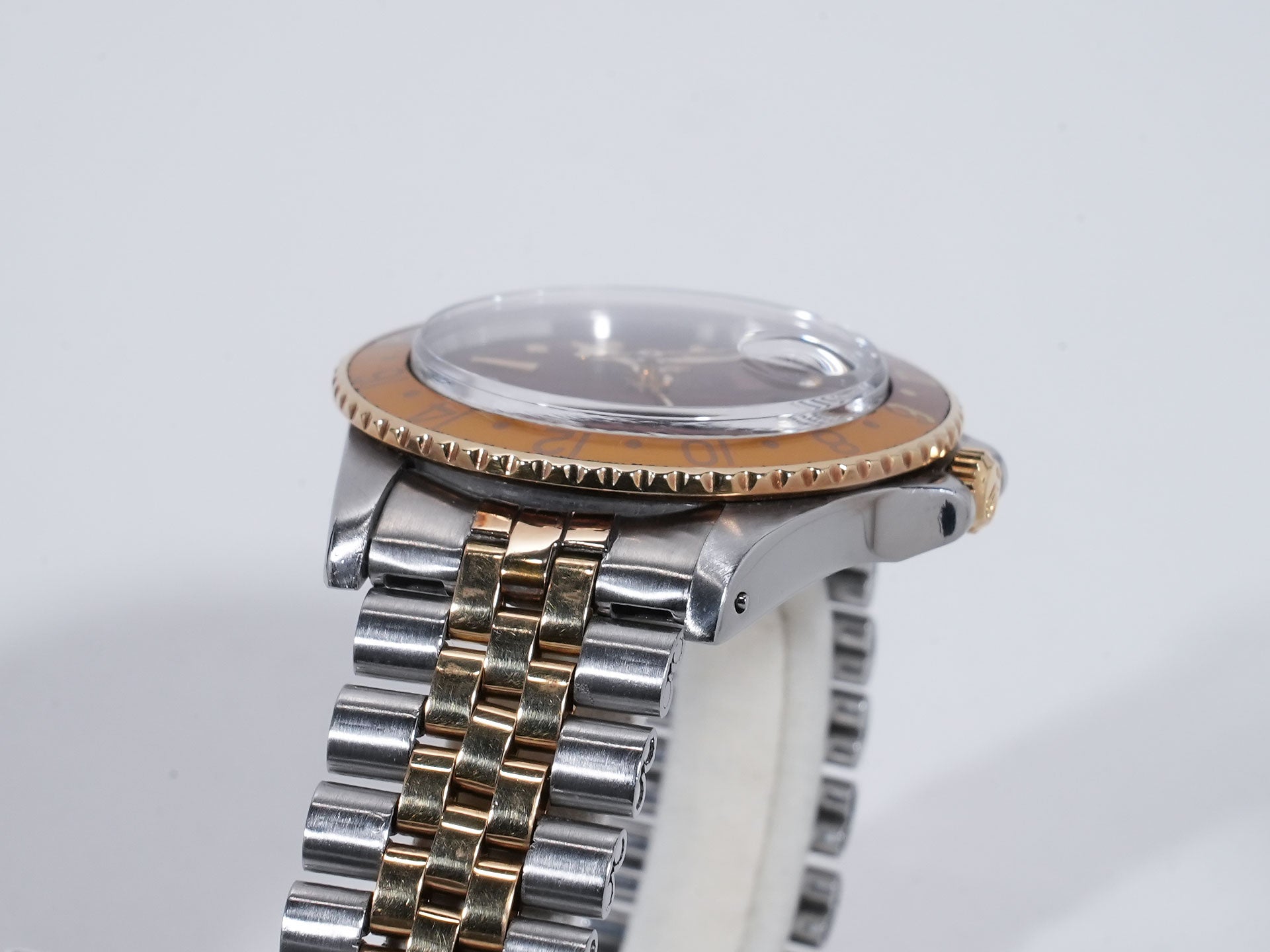 ロレックス GMTマスター Ref.1675/3 SS/YG ブラウン文字盤 ジュビリーブレスレット 中古 gyafmnuv
