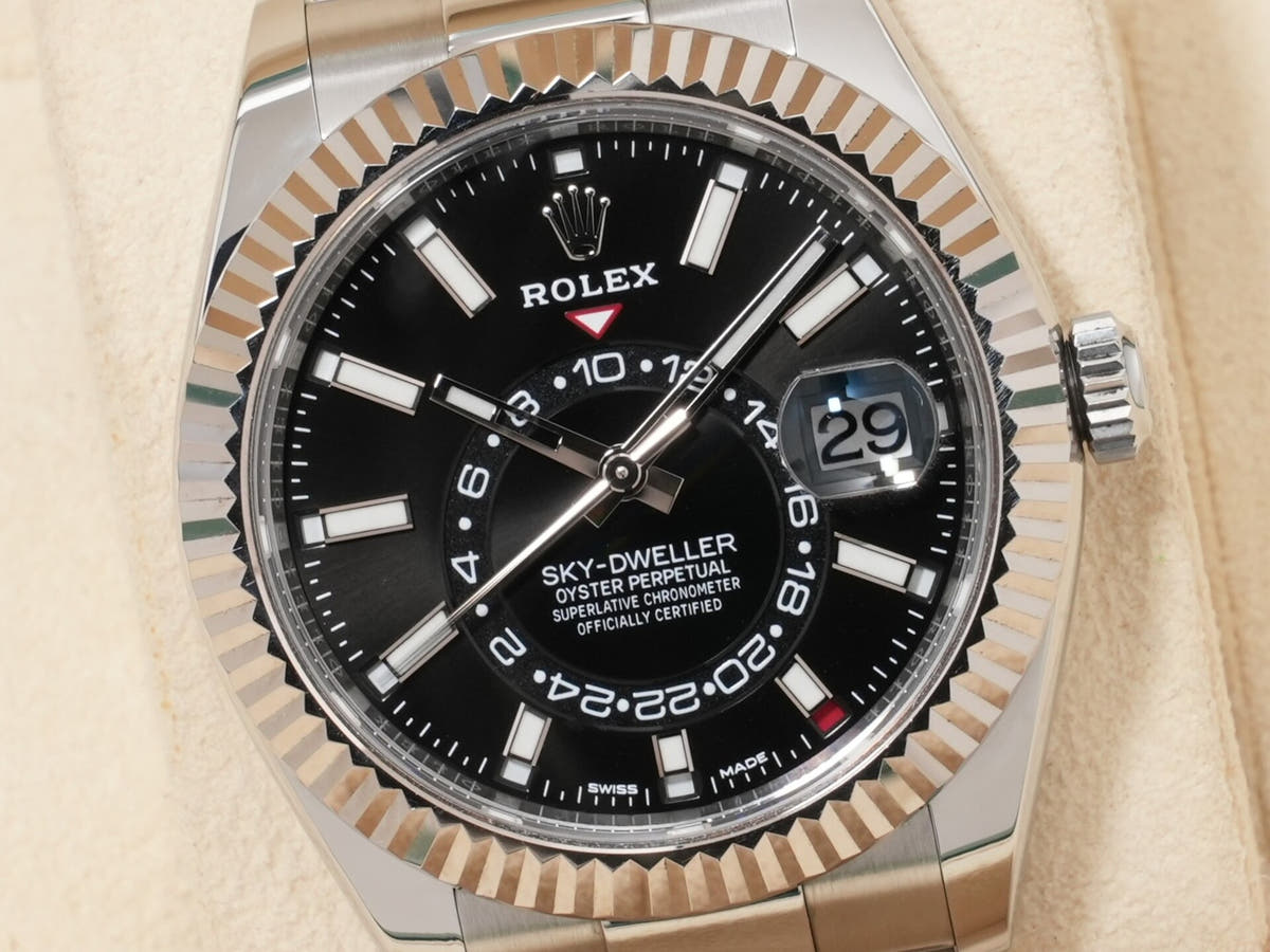 ロレックス スカイドゥエラー Ref.326934 SS/WG ブラック文字盤 オイスターブレスレット 美中古 jyyd2i46