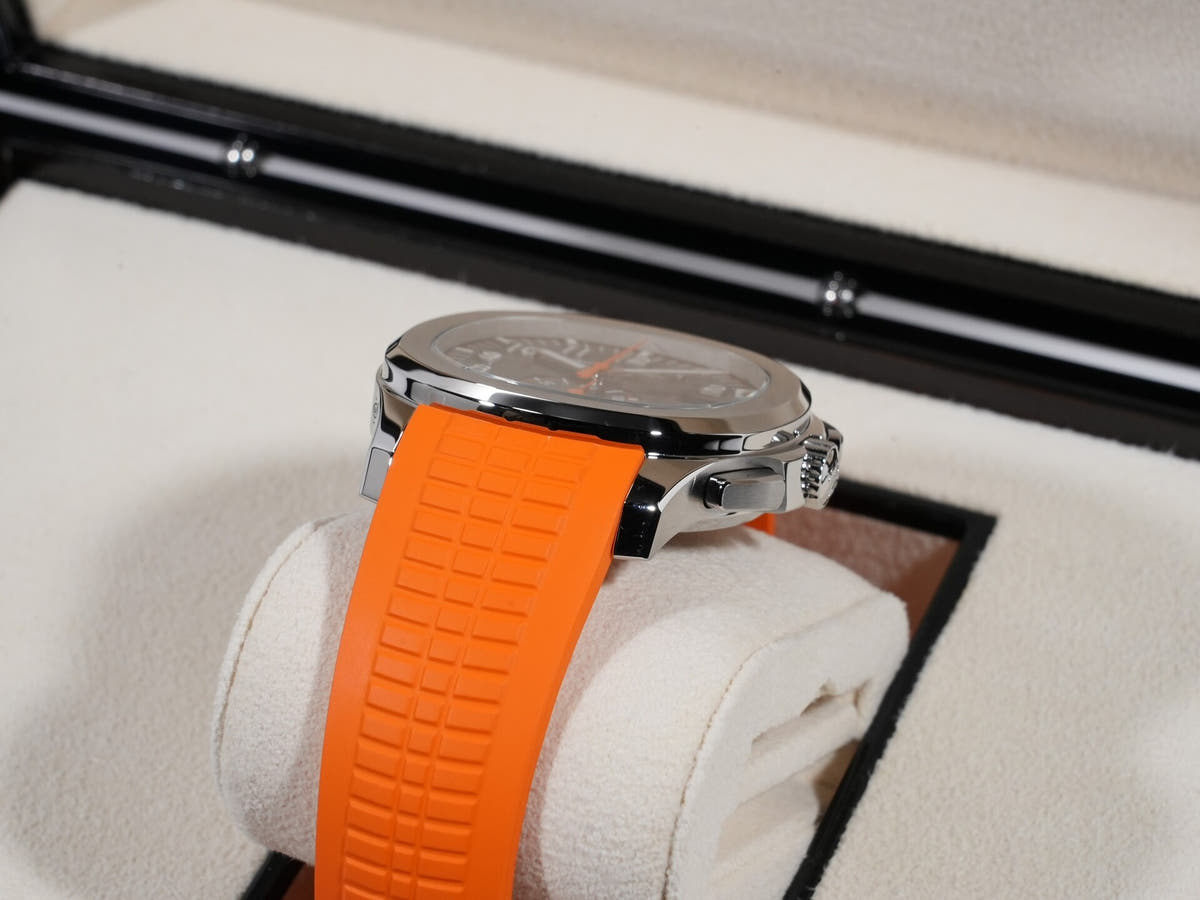 パテックフィリップ アクアノート クロノグラフ Ref.5968A-001 SS ブラック文字盤 美品 465bendj