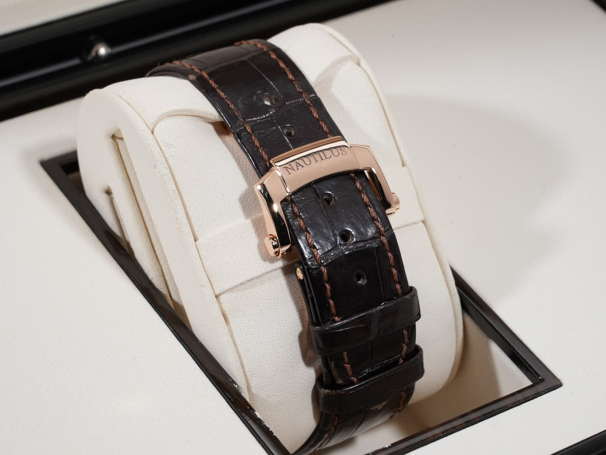パテックフィリップ ノーチラス Ref.5712R-001 18KRG ブラック ブラウン文字盤 美中古 obtmbbgp