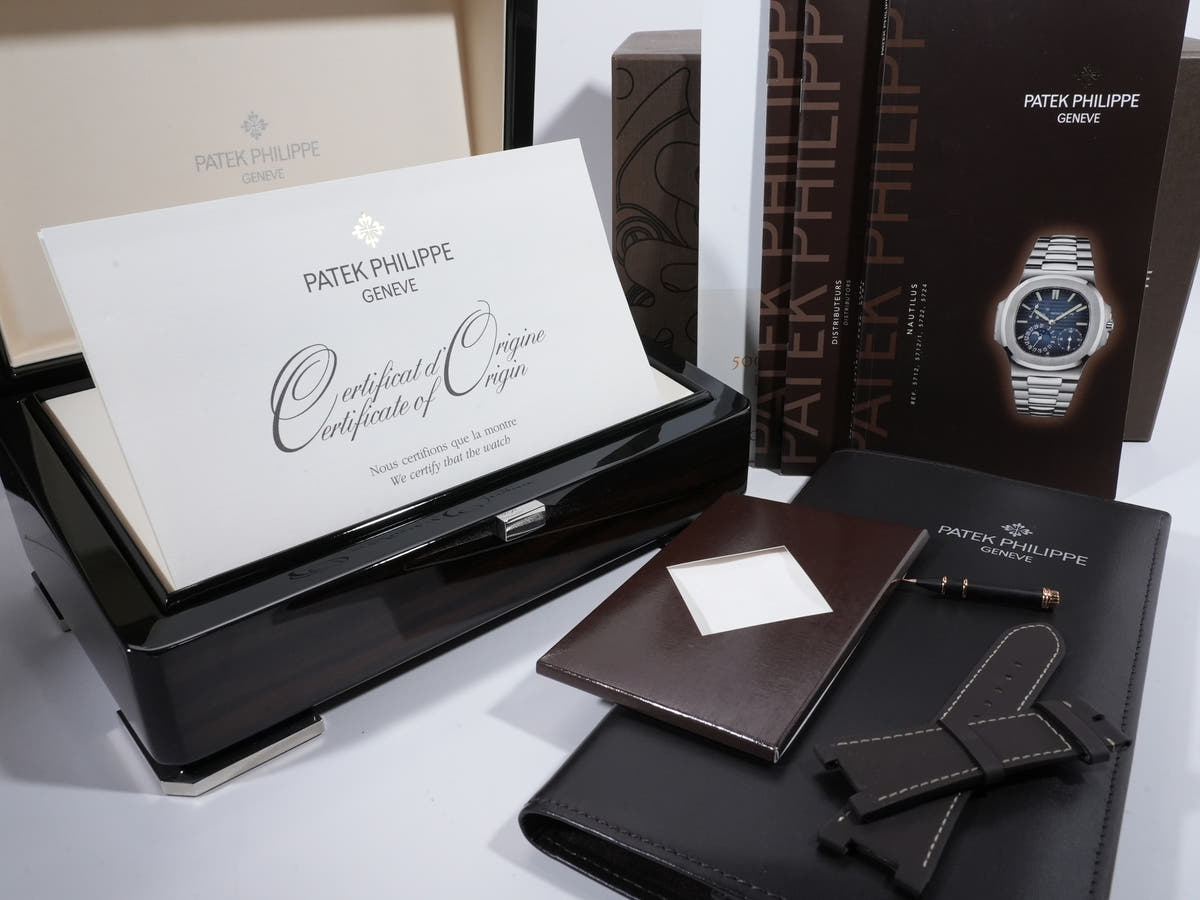 パテックフィリップ ノーチラス Ref.5712R-001 18KRG ブラック ブラウン文字盤 美中古 obtmbbgp