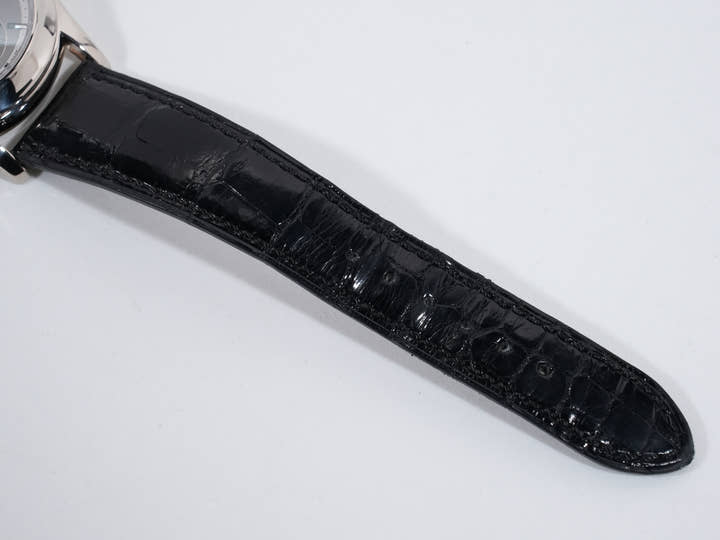パテックフィリップ アニュアルカレンダー Ref.5205G-001 18KWG シルバー文字盤 中古 23x5qmk7