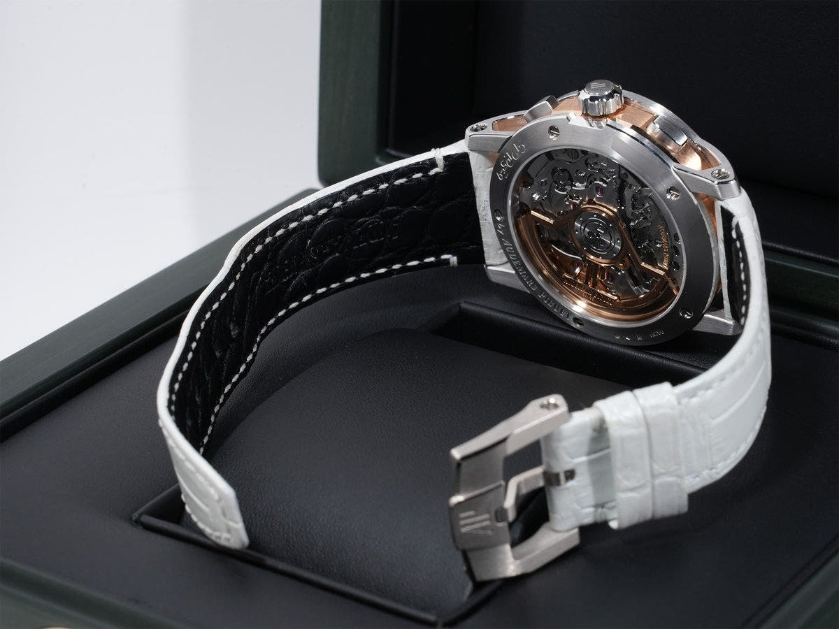 Audemars Piguet CODE 11.59 by Audemars Piguet Chronograph Ref.26393CR.OO.A008KB.01 WG/PG Silver Dial Good Condition Used kjwe6wgn
