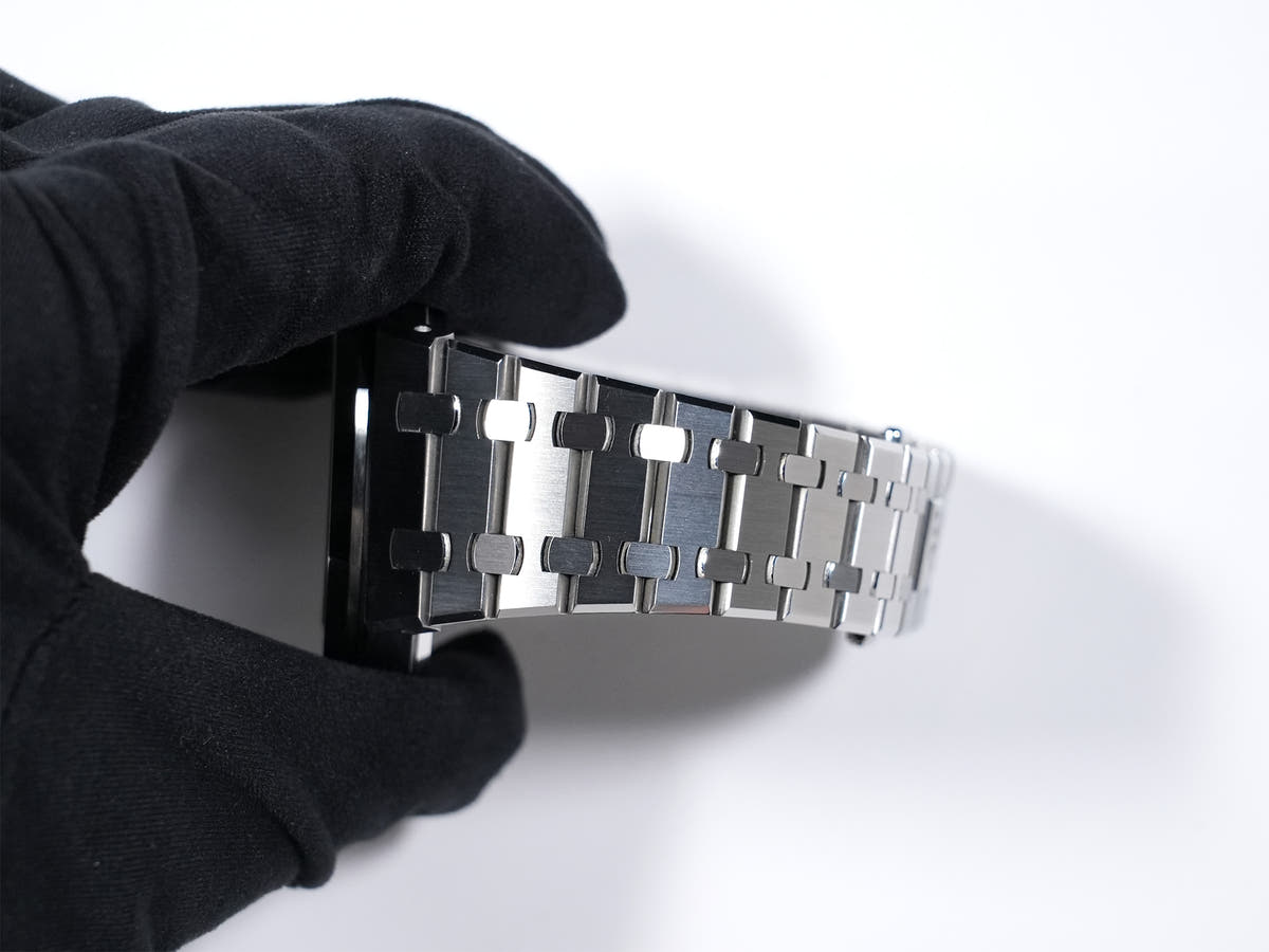 Audemars Piguet Royal Oak Ref.15500ST.OO.1220ST.04 SS Silver Dial Good Condition Pre-Owned dqo4vbsz