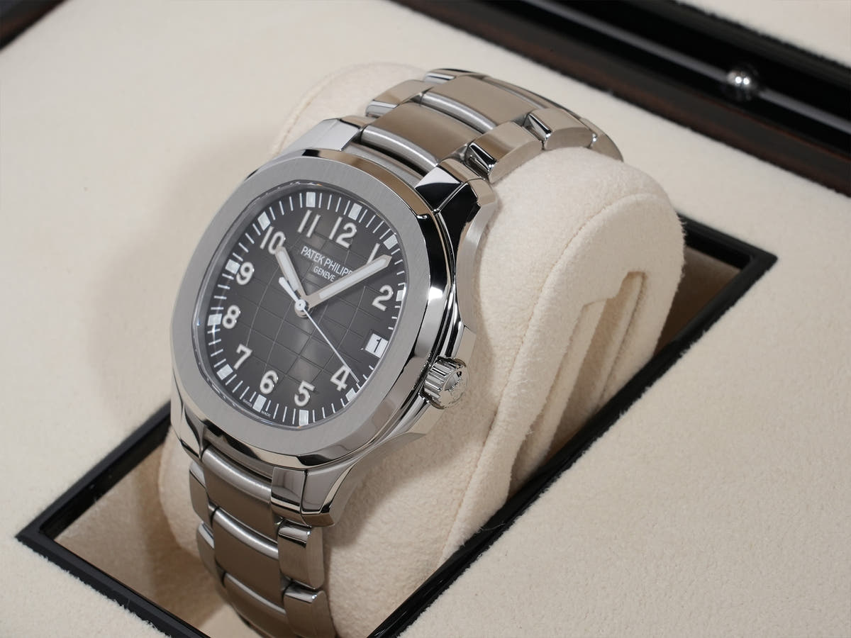 パテックフィリップ アクアノート エクストララージ Ref.5167/1A-001 SS ブラック文字盤 美中古 jbsdx352