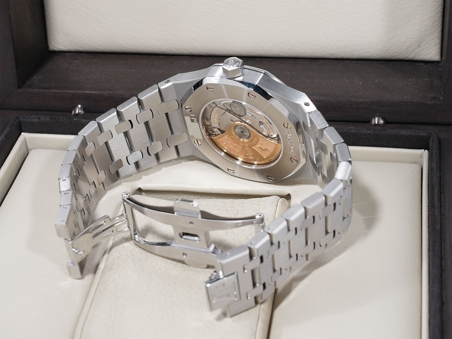 オーデマピゲ ロイヤルオーク Ref.15300ST.OO.1220ST.01 ステンレススチール シルバー文字盤