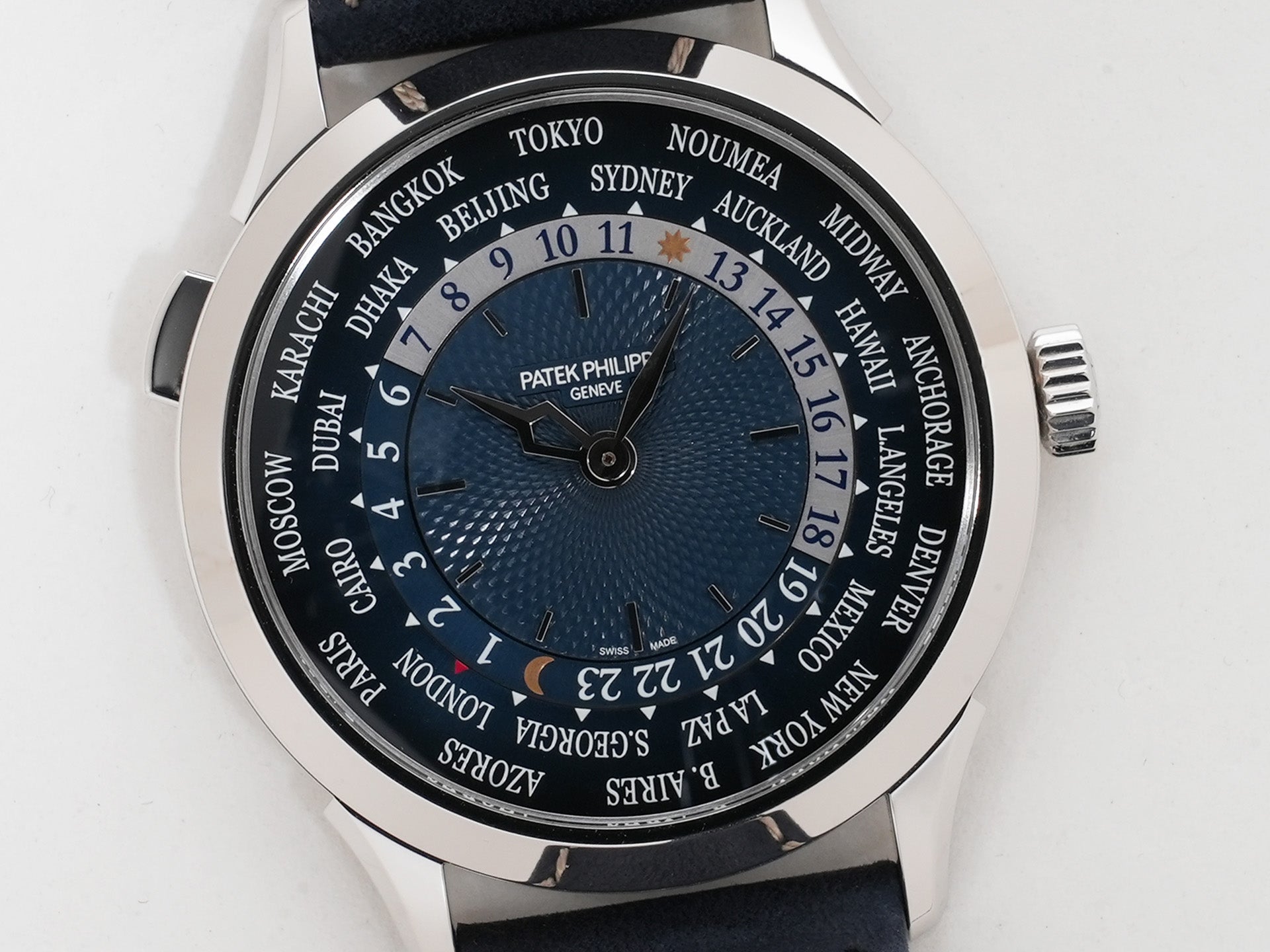 Patek Philippe Complications World Time Ref.5230P-001 PT Blue Dial Good Condition Unngb3gu