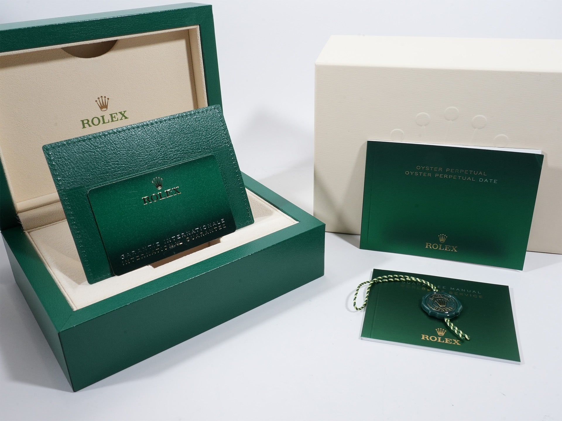 Rolex Oyster Perpetual 41 Ref.124300 SS Turquoise Dial Used n6ihq6rm