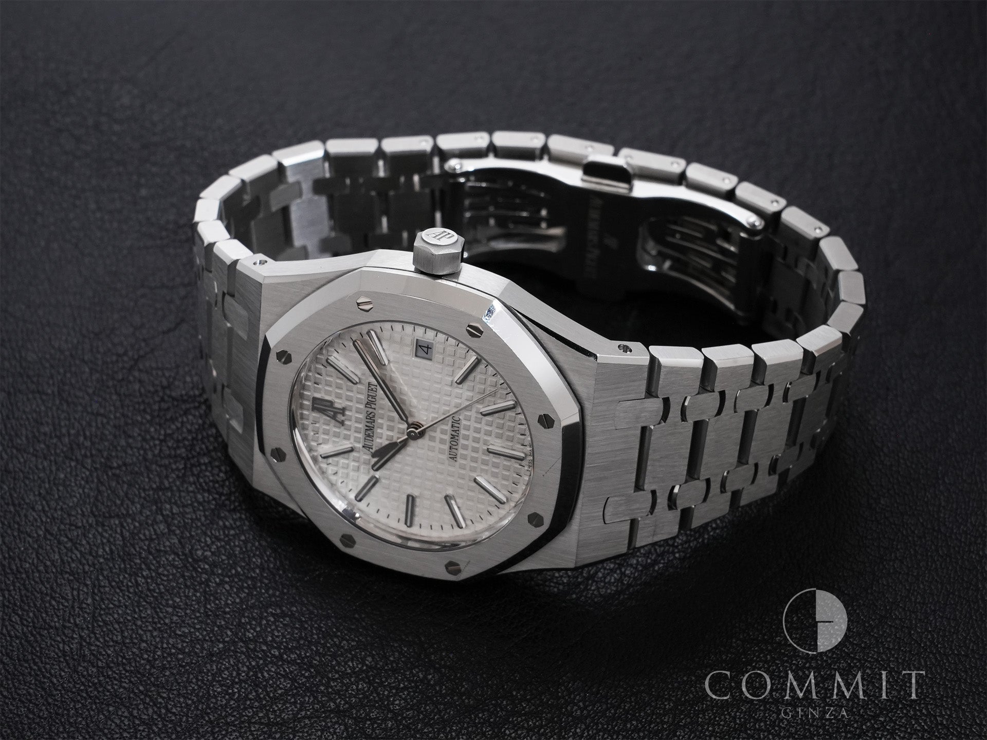 Audemars Piguet Royal Oak Ref.15300ST.OO.1220ST.01 SS Silver Dial Used rhec2o7n