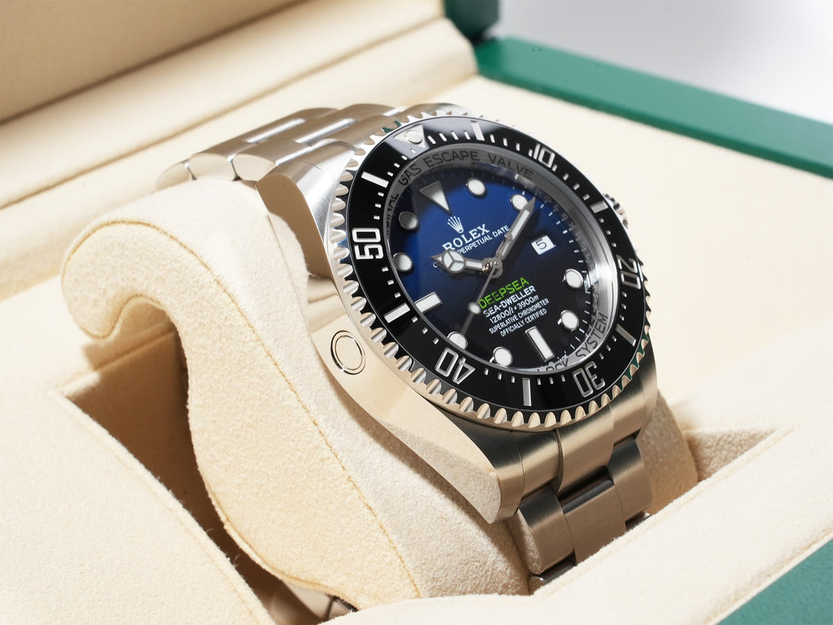 ロレックス シードゥエラー ディープシー Ref.126660 SS D-BLUE文字盤 未使用 7y3edmru